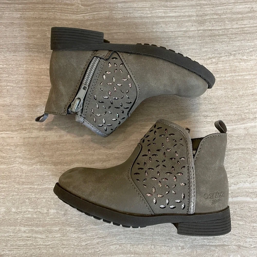 OSHKOSH B’GOSH Toddler Size 7 UEC Gray booties zip up boots ankle used